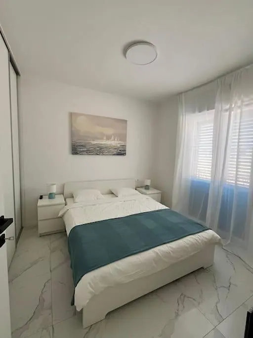 Villa Holiday Home Mak Ražanac